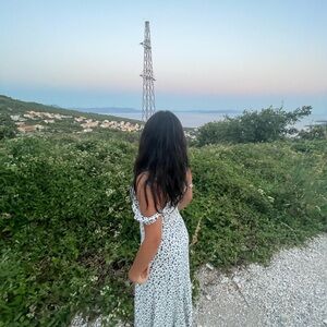 Meet your Posher, Jules